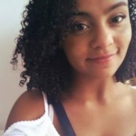 Olivia Barker’s headshot.