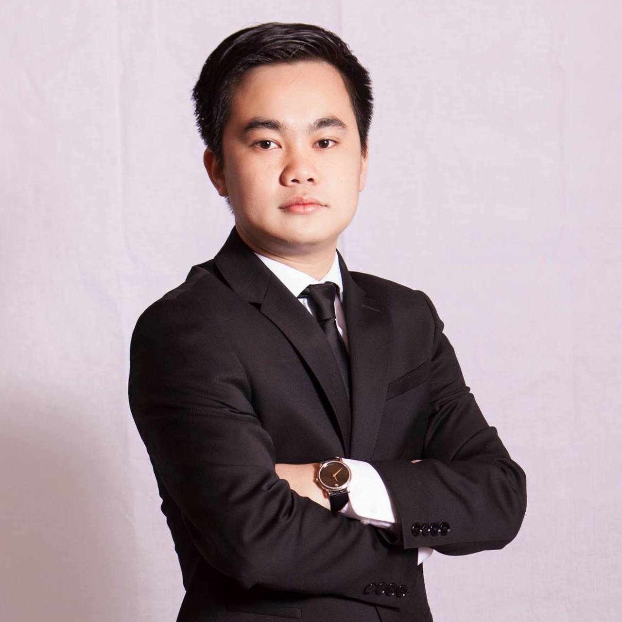 Placeholder headshot for Luu Nguyen.