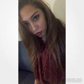 Munira Sarwar’s headshot.