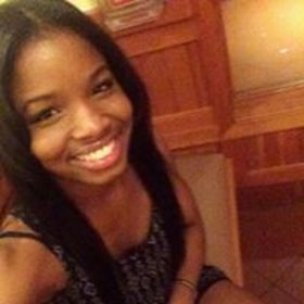 Ashley Robinson’s headshot.