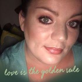 Erica Pakluck’s headshot.