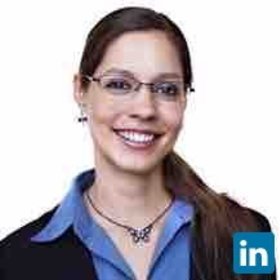 Sarah Roberts’ headshot.