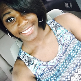 Angel Robson’s headshot.