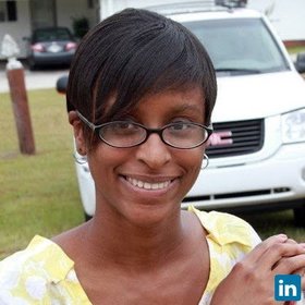 Amber Lee’s headshot.