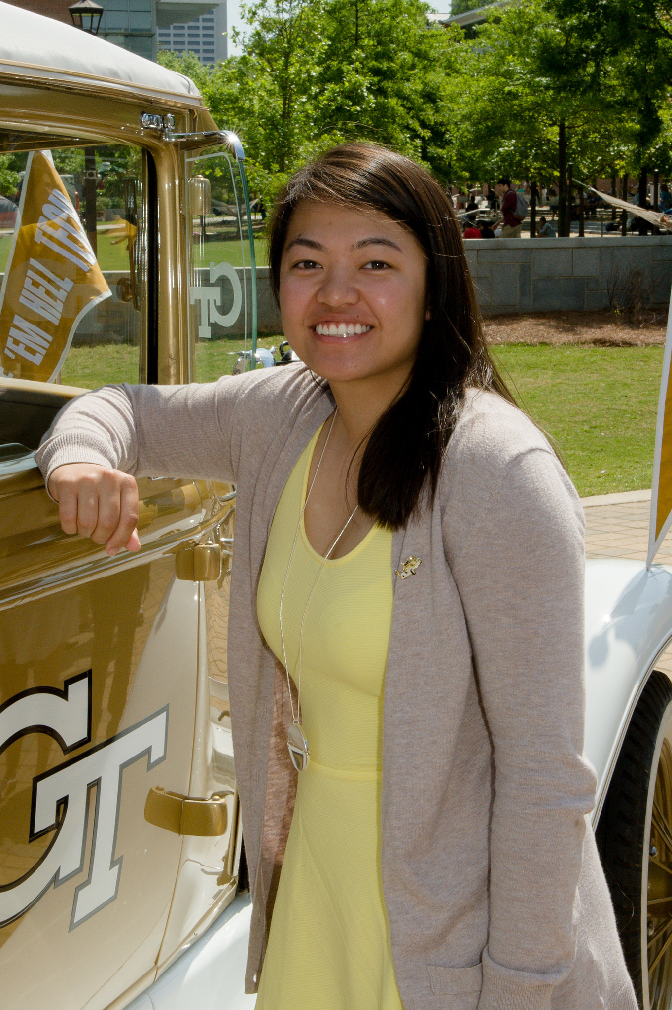 Placeholder headshot for Arielle Perez.