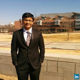 Tejasvee Prasad’s headshot.