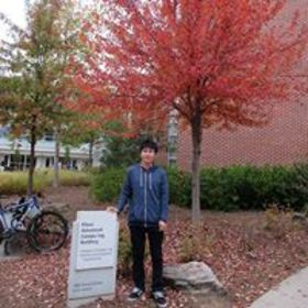 Cheng-Yen Su’s headshot.