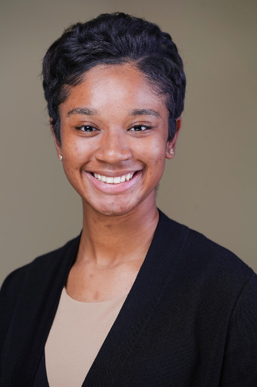 Placeholder headshot for Aiyana Ross.