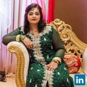 Ayesha Abid’s headshot.