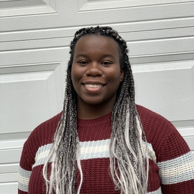 April Guillory’s headshot.