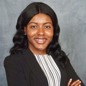 Laurene Tuider, MD.’s headshot.