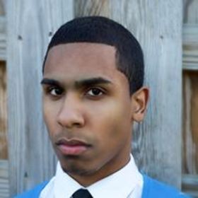 Cyris Jewels’ headshot.