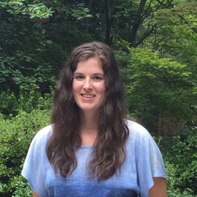 Laura Schaeffer’s headshot.