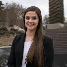 Leah Ward’s headshot.