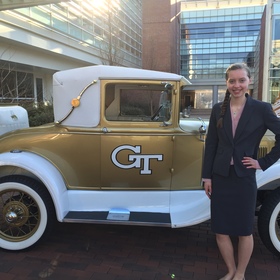 Rachel Techau’s headshot.