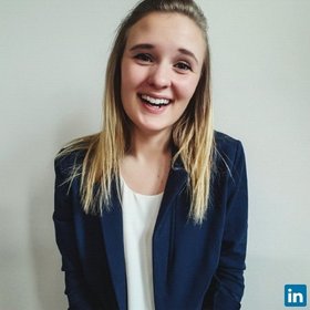 Elizabeth Wagar’s headshot.