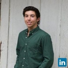 Kyle Rabinowitz’s headshot.