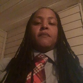 Shannon Hunter’s headshot.