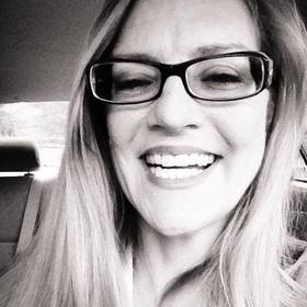 Pamela Parker’s headshot.