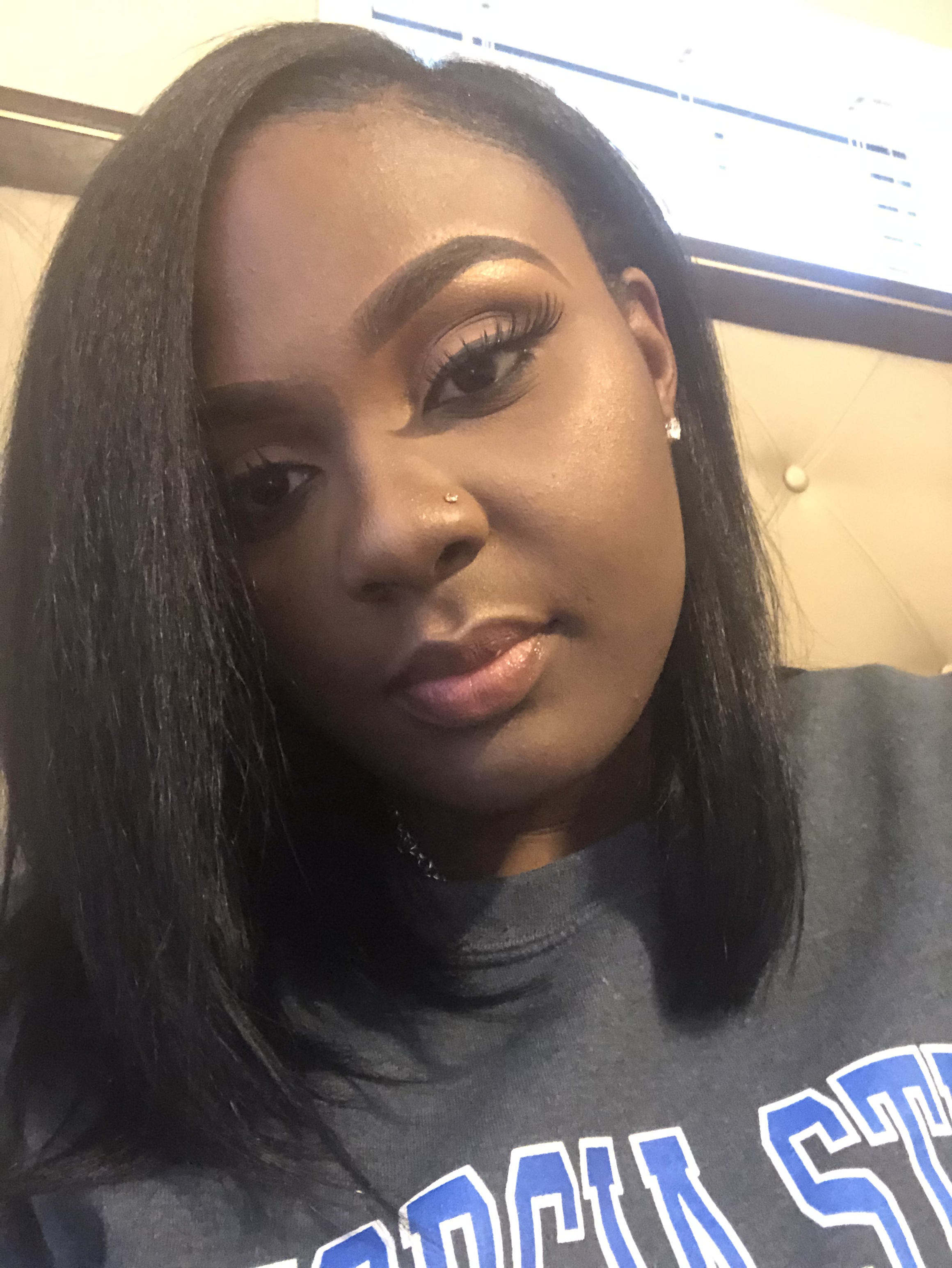 Placeholder headshot for Kiana Henderson.