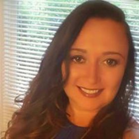 Marina Bukshteyn’s headshot.