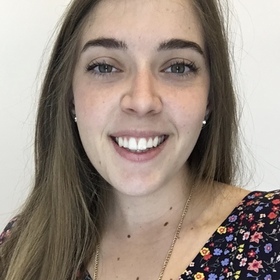 Taylor Romines’ headshot.