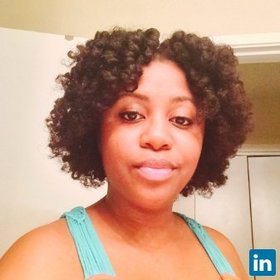 Linda Carter’s headshot.