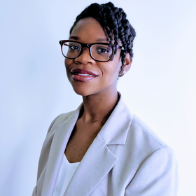 Breniah Harris’ headshot.