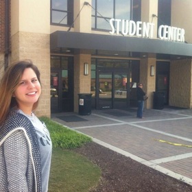 Busra Akbal’s headshot.