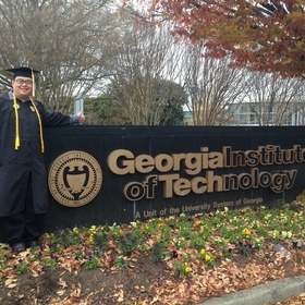 Yumin Cheng’s headshot.