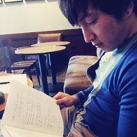 Steven Hong’s headshot.