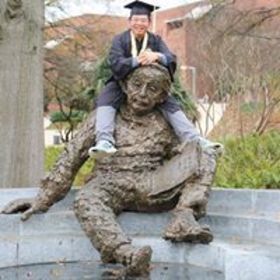 Shwe Myat Myo Oo’s headshot.