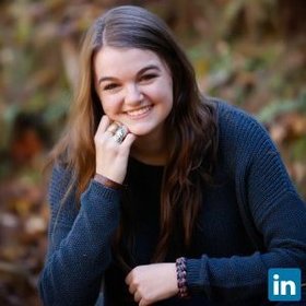 Elise Sims’ headshot.