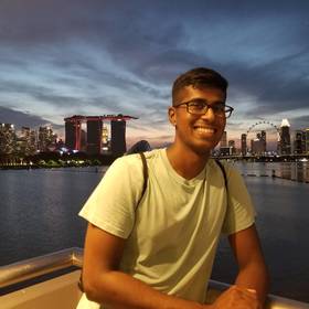 Vivekanand Rajasekar’s headshot.