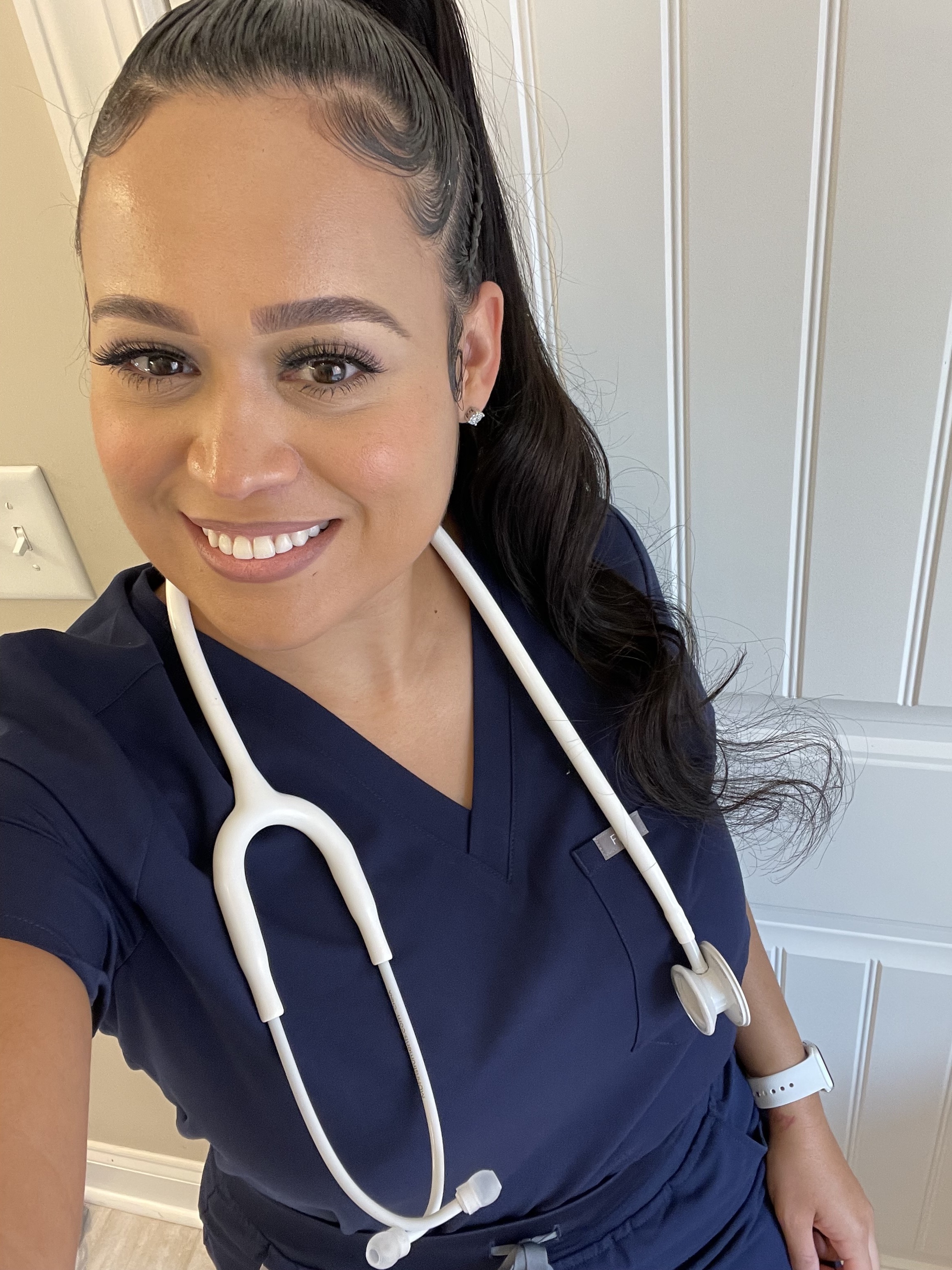 Placeholder headshot for Dayana Castro.