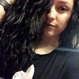 Claudia Olivares’ headshot.