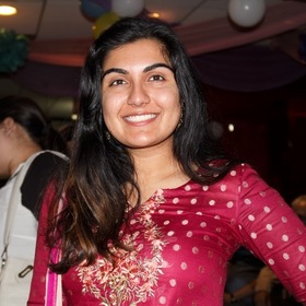 Divya Achtani’s headshot.