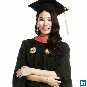 Yan Li’s headshot.