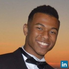 Shamari Davenport’s headshot.