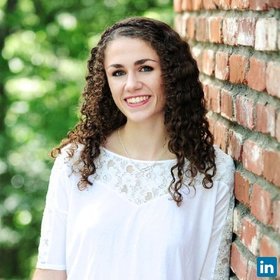 Clare Trively’s headshot.