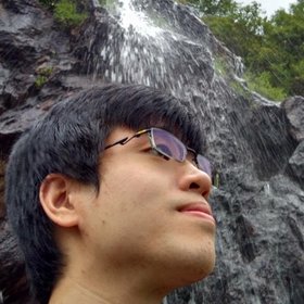 Albert Lee’s headshot.