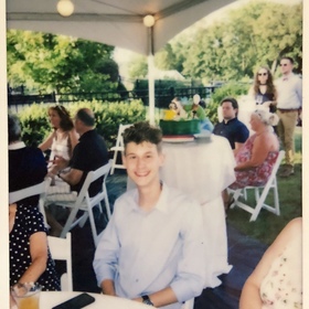 Zachary Combs’ headshot.