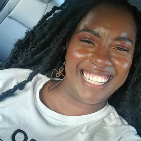 Katherine Lomax’s headshot.