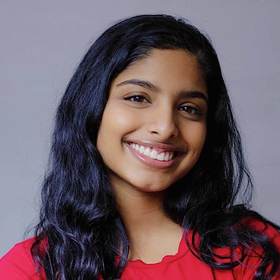 Nandhitha Ramasekaran’s headshot.