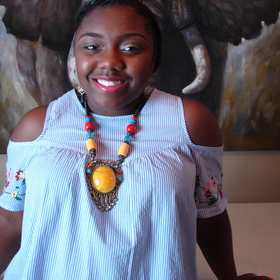 Samantha Huggins’ headshot.