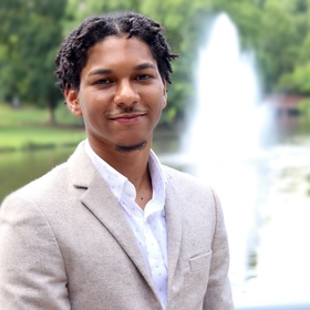 Dominique Brown’s headshot.