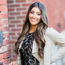 Keely Mannoochahr’s headshot.