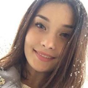 Lora Velichkovsky’s headshot.