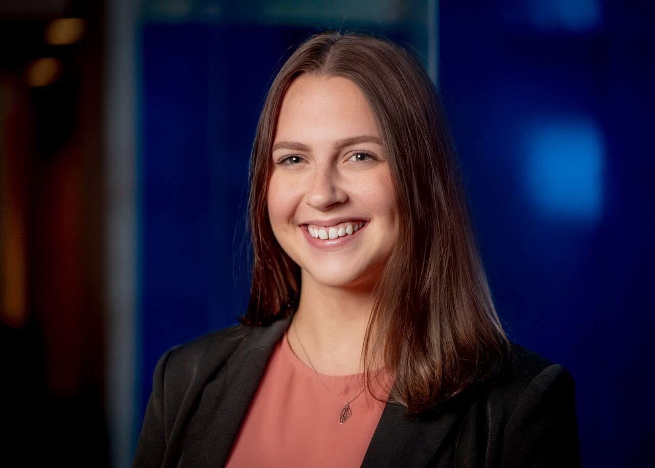 Placeholder headshot for Phoebe McPeak.