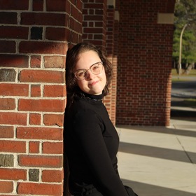 Megan Combs’ headshot.